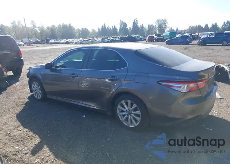 2018 Toyota Camry Le from USA, damaged, VIN 4T1B11HK4JU618235